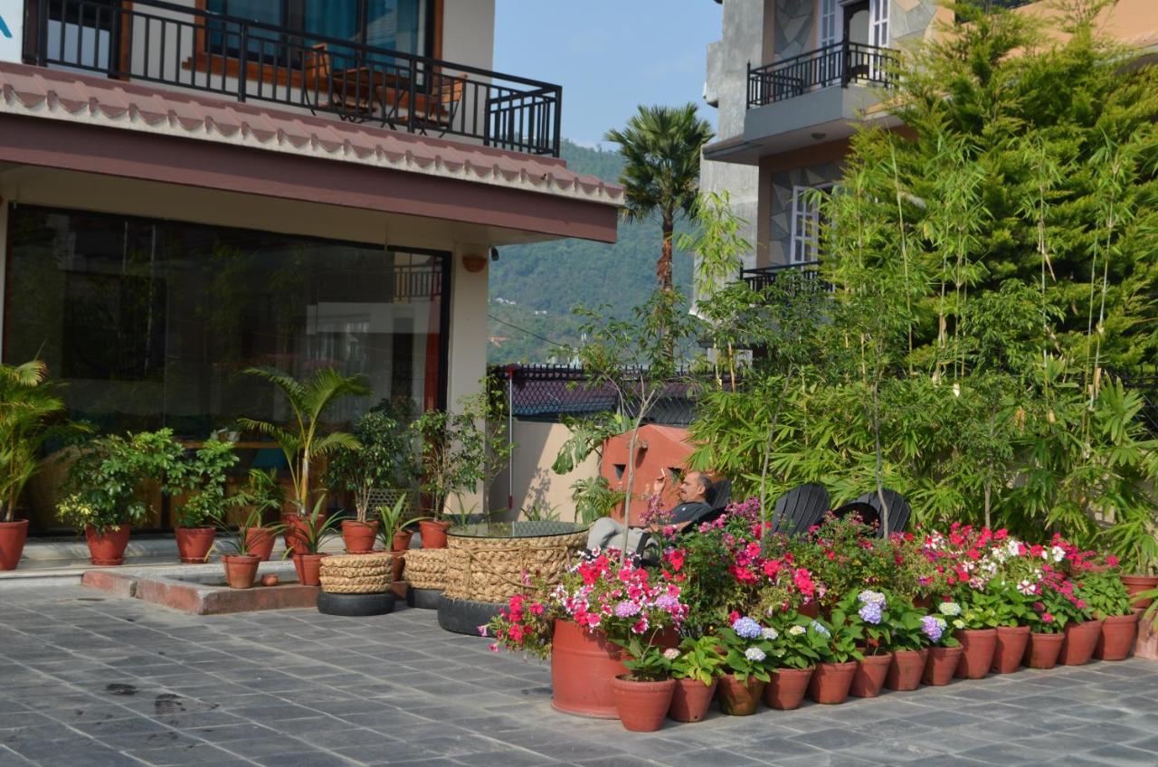 Hotel Karuna Pokhara Exterior photo